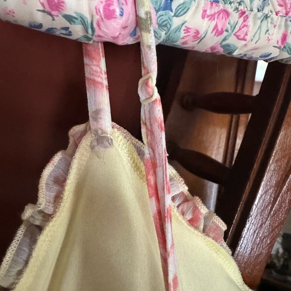 VERY FEMININE WARM CLIMATE DRESS - Picture 5 of 8